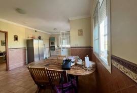 Chalet Remedios Country Property