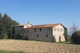 Traditional Italian House for Sale In CASTEL RITALDI Italy
