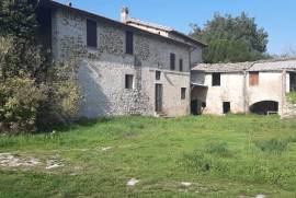 Traditional Italian House for Sale In CASTEL RITALDI Italy Traditional Italian House for Sale In CASTEL RITALDI Italy