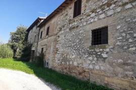 Traditional Italian House for Sale In CASTEL RITALDI Italy