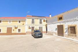 Luxury 5-Bed Semi-Detached Villa with Private Pool, Hybrid Solar & Spa Suite For Sale in Isso Albacete Spain