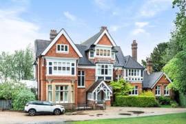 Stunning 2 Bed Apartment for Sale In Royal Tunbridge Wells Kent United Kingdom