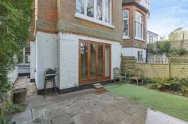 Stunning 2 Bed Apartment for Sale In Royal Tunbridge Wells Kent United Kingdom Stunning 2 Bed Apartment for Sale In Royal Tunbridge Wells Kent United Kingdom