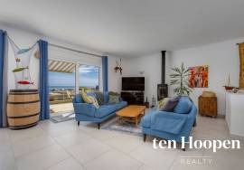 Contemporary Coastal Living with Panoramic Ocean Views, Praia da Luz Contemporary Coastal Living with Panoramic Ocean Views, Praia da Luz