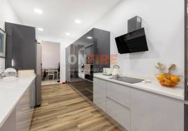 4 bedroom villa with sea view in Santa Luzia, Funchal 4 bedroom villa with sea view in Santa Luzia, Funchal