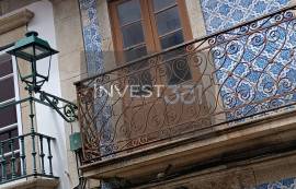 3 bedroom villa in the historic area of Vila do Conde with garage and swimming pool