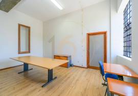Office in Aveleda Vila do Conde with 80 m2 Office in Aveleda Vila do Conde with 80 m2