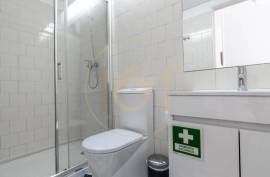 Studio T0+1 for rent in Rua de Santa Catarina, downtown Porto Studio T0+1 for rent in Rua de Santa Catarina, downtown Porto