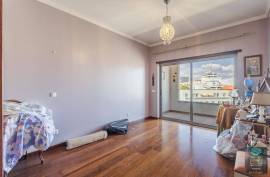 Wake up every day with Rio at your feet! Splendid T3 with large balconies and parking.