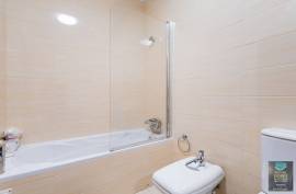 Wake up every day with Rio at your feet! Splendid T3 with large balconies and parking.