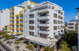 T1+1 With Balcony on the 1st Line of Praia da Rocha, your project by the Sea! T1+1 With Balcony on the 1st Line of Praia da Rocha, your project by the Sea!