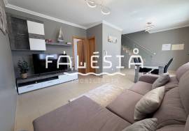 SEMI-DETACHED HOUSE WITH HUGE GARAGE (35 sqm)