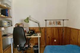 A Cute Stone Village House To Refresh With 2 Bedrooms In A Lively Village.