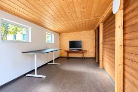 Vacant 3-bedroom bungalow with large garden, terrace and garage in Blankenfelde-Mahlow