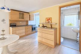 Vacant 3-bedroom bungalow with large garden, terrace and garage in Blankenfelde-Mahlow