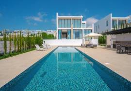 Luxurious 3 Bedroom - St. George Area, Pegeia, Paphos Luxurious 3 Bedroom - St. George Area, Pegeia, Paphos