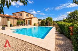 4 room, 125m2 House for sale in Herepian - 290 000 € *