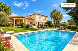 10 room, 270m2 House for sale in Roujan - 690 000 € *