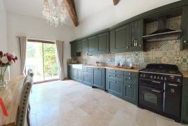 4 room, 140m2 Stone house for sale in Saint genies de fontedit - 429 000 € *