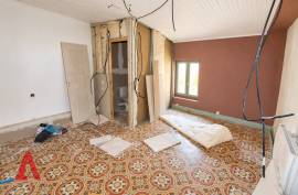 6 room, 121m2 House for sale in Roujan - 120 000 € * 6 room, 121m2 House for sale in Roujan - 120 000 € *