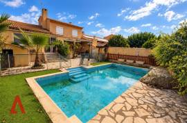 4 room, 120m2 House for sale in Servian - 270 000 € * 4 room, 120m2 House for sale in Servian - 270 000 € *