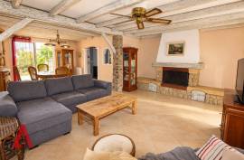 4 room, 120m2 House for sale in Servian - 270 000 € * 4 room, 120m2 House for sale in Servian - 270 000 € *