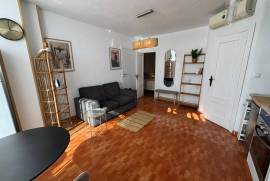 listing listing
