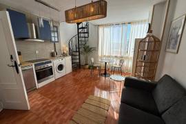 listing listing