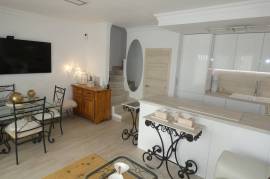 listing listing