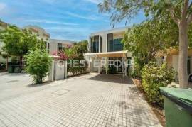 Luxurious | 4-Bedroom Villa | Umm Al Sheif