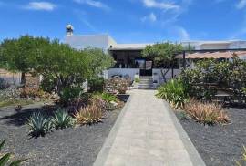 3 Bedroom House For Sale