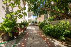 House 300 sq.m for sale House 300 sq.m for sale