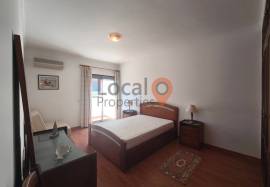 3 Bedroom apartment, in Meia Praia, in Lagos