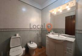 3 Bedroom apartment, in Meia Praia, in Lagos
