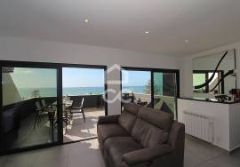 Renovated 3 Bedroom Apartment with Sea View in Armação de Pêra