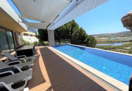 Spacious 2 + 2 Bedroom Villa Located on a Hillside with Countryside Views Spacious 2 + 2 Bedroom Villa Located on a Hillside with Countryside Views