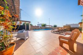 listing listing