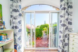 listing listing