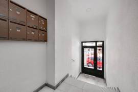 listing listing