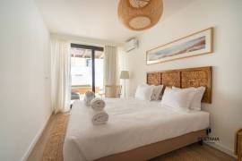 Co-ownership of a 2-bedroom apartment with an additional room, Period “A”, and a private swimming pool, in the Pestana Porto Covo Village tourist resort.
