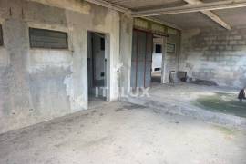 Warehouse near Lourinhã