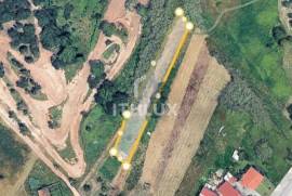 Land with the possibility of construction up to 300 m2 Land with the possibility of construction up to 300 m2