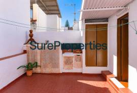 Sale of BARE OWNERSHIP with lifetime right of use for the current owners – Investment opportunity in the centre of Algarrobo Sale of BARE OWNERSHIP with lifetime right of use for the current owners – Investment opportunity in the centre of Algarrobo