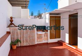 Sale of BARE OWNERSHIP with lifetime right of use for the current owners – Investment opportunity in the centre of Algarrobo Sale of BARE OWNERSHIP with lifetime right of use for the current owners – Investment opportunity in the centre of Algarrobo