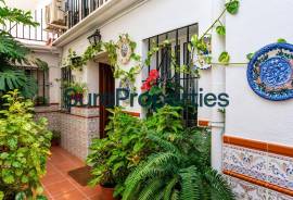 Sale of BARE OWNERSHIP with lifetime right of use for the current owners – Investment opportunity in the centre of Algarrobo Sale of BARE OWNERSHIP with lifetime right of use for the current owners – Investment opportunity in the centre of Algarrobo