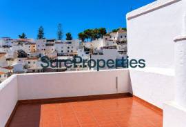 Sale of BARE OWNERSHIP with lifetime right of use for the current owners – Investment opportunity in the centre of Algarrobo Sale of BARE OWNERSHIP with lifetime right of use for the current owners – Investment opportunity in the centre of Algarrobo