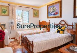 Sale of BARE OWNERSHIP with lifetime right of use for the current owners – Investment opportunity in the centre of Algarrobo Sale of BARE OWNERSHIP with lifetime right of use for the current owners – Investment opportunity in the centre of Algarrobo
