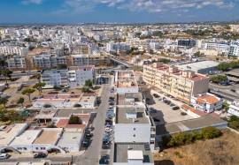 3 bedroom apartment with 2 bathrooms and very good areas located on Rua do Arrinhado in Olhão 3 bedroom apartment with 2 bathrooms and very good areas located on Rua do Arrinhado in Olhão