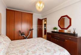 3 bedroom apartment with 2 bathrooms and very good areas located on Rua do Arrinhado in Olhão 3 bedroom apartment with 2 bathrooms and very good areas located on Rua do Arrinhado in Olhão