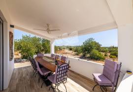 3 or 4 bedroom villa & 2 bedroom villa in 44,480 m2 plot with sea views in Moncarapacho.